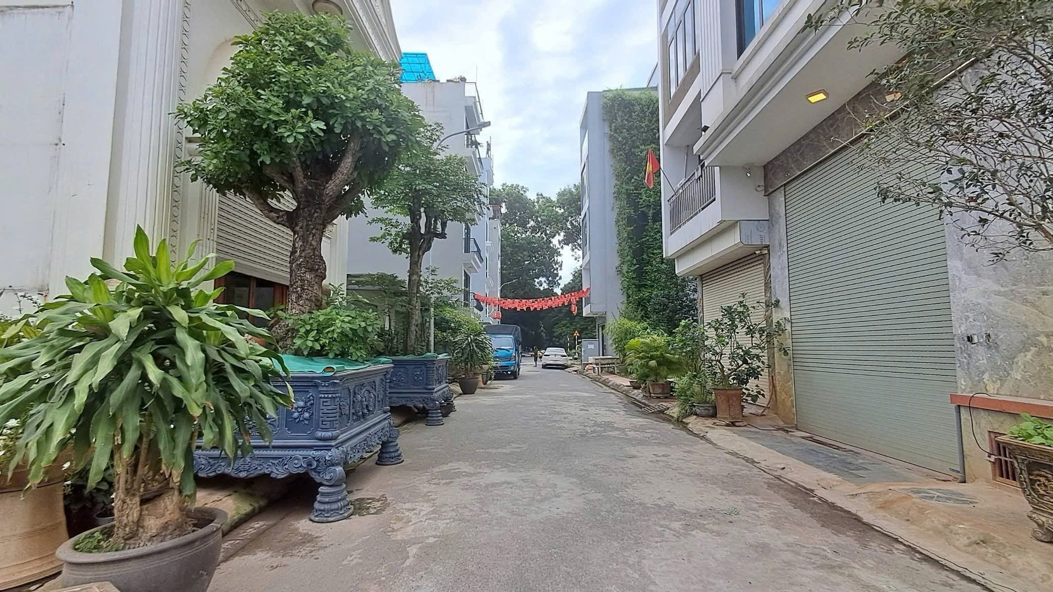SIÊU PHẨM PHÂN LÔ KHU 6.9HA VÂN CANH – 6 TẦNG THANG MÁY – KINH DOANH VĂN PHÒNG ĐỈNH - TRƯỚC NHÀ Ô TÔ TRÁNH DT 50m x6 tầng, mt 4.2m Giá chỉ 1x tỷ