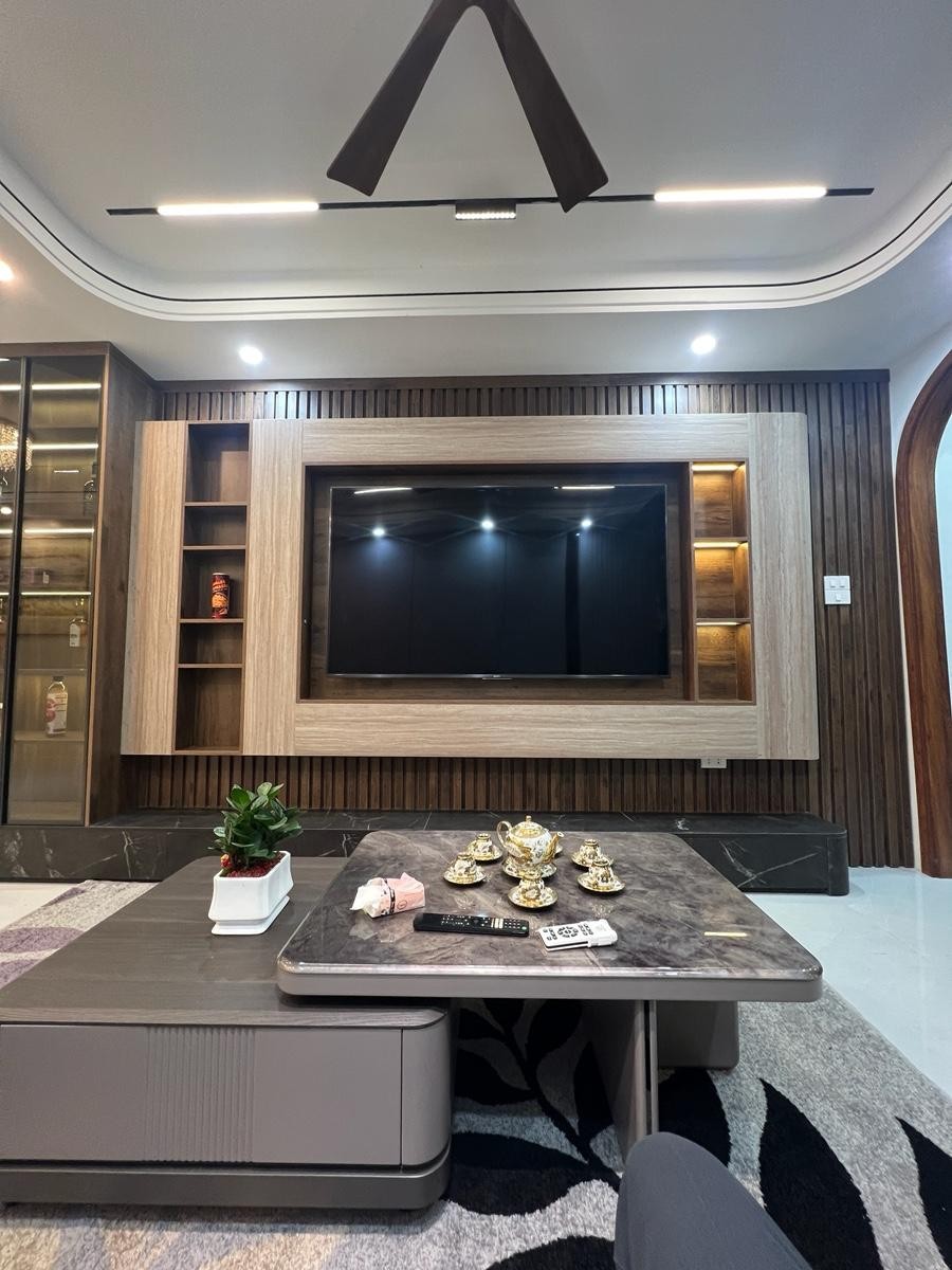 CHÍNH CHỦ BÁN NHÀ ĐỐNG ĐA, GẦN Ô TÔ, 6 TẦNG THANG MÁY, FULL NỘI THẤT CHỈ HƠN 12 TỶ.