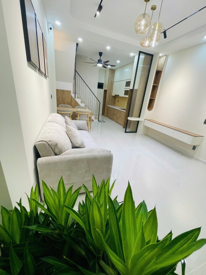 Bán nhà đường số 34, Linh Đông, Thủ Đức, TP HCM. DT 40m2, 2 tầng, sổ hồng riêng, giá 4.73 tỷ.