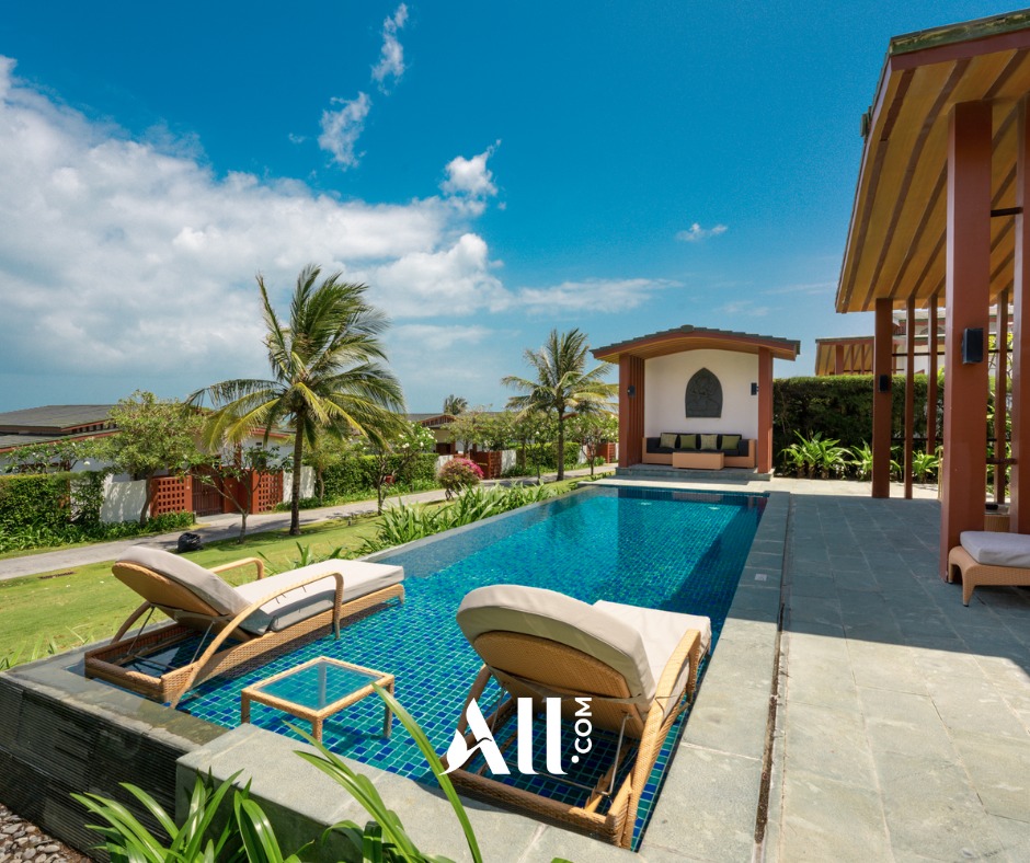 Bán gấp biệt thự Movenpick Cam Ranh 2PN, 481m2, view biển giá 17ty sẵn dòng tiền thuê