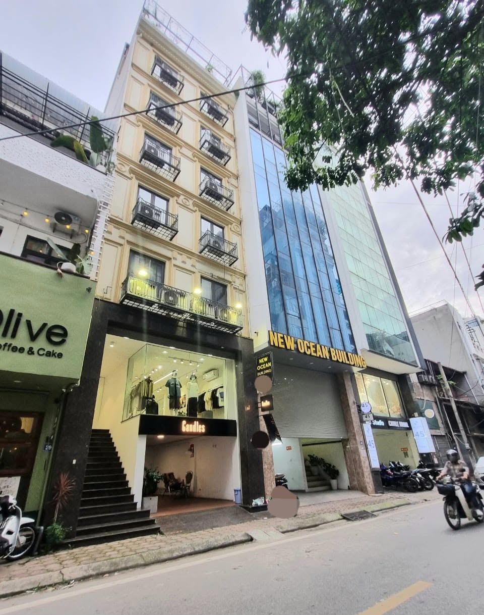 SIÊU PHẨM MẶT PHỐ HOÀNG CẦU – 140M² x 5 TẦNG THANG MÁY – 2 MẶT THOÁNG ĐẮT GIÁ
