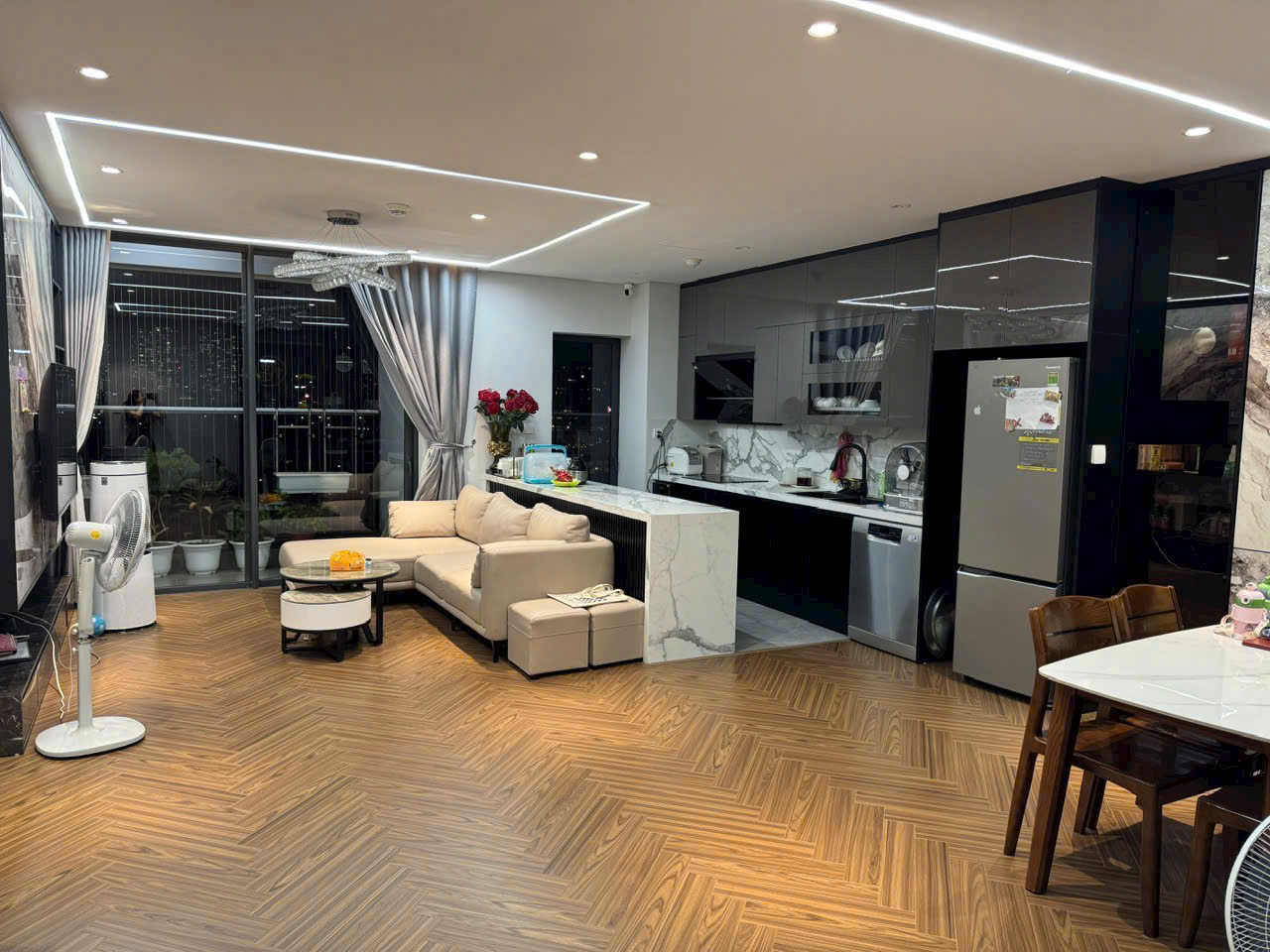Chỉ 7,9 tỷ CH Cao Cấp hàng xóm Ngoại Giao Đoàn Hà Nội DT: 86 m2, 3PN & 2WC