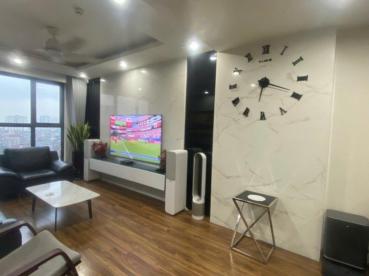 Bán chung cư Kosmo Xuân la ,Tây Hồ Lô góc tầng trung , full nội thất 75m 2N ,2VS 7.3 tỷ