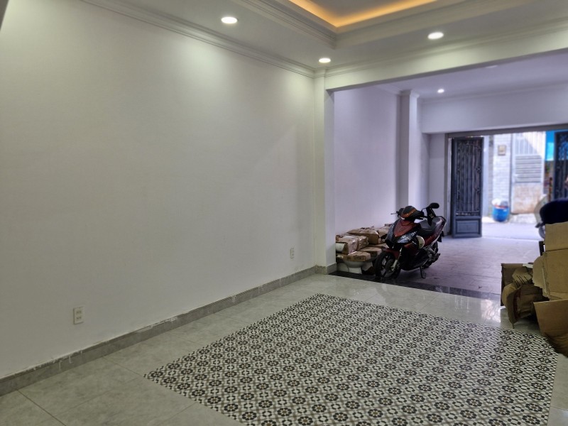 Bán nhà 4 tầng đường số 42, Bình Trưng Đông, Q2, Thủ Đức, TP HCM. DT 80m2, sổ hồng riêng, giá 10,15 tỷ.