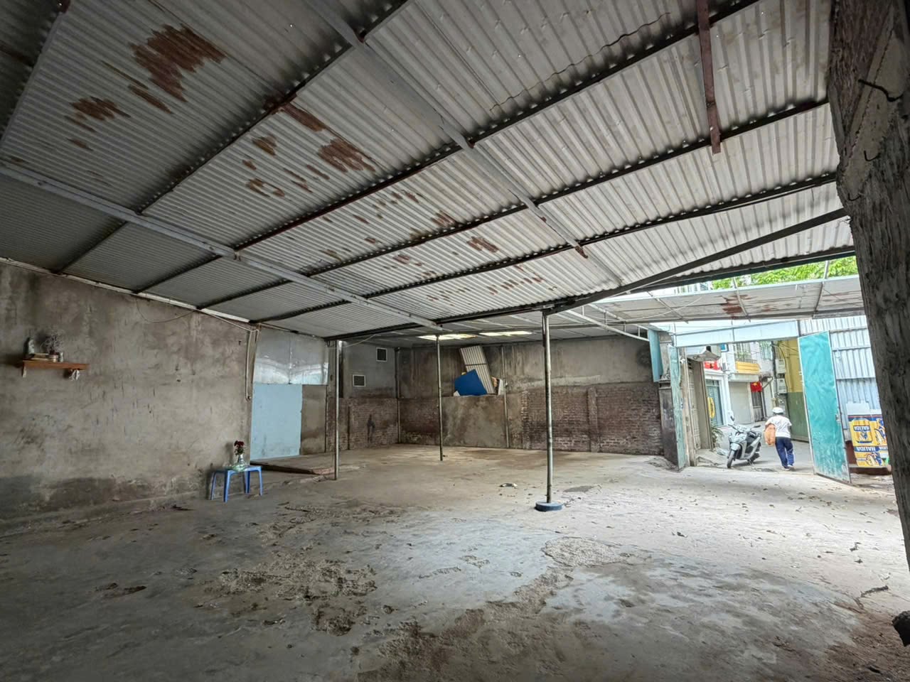 Chính chủ cho thuê kho 204m2 xuân đỉnh