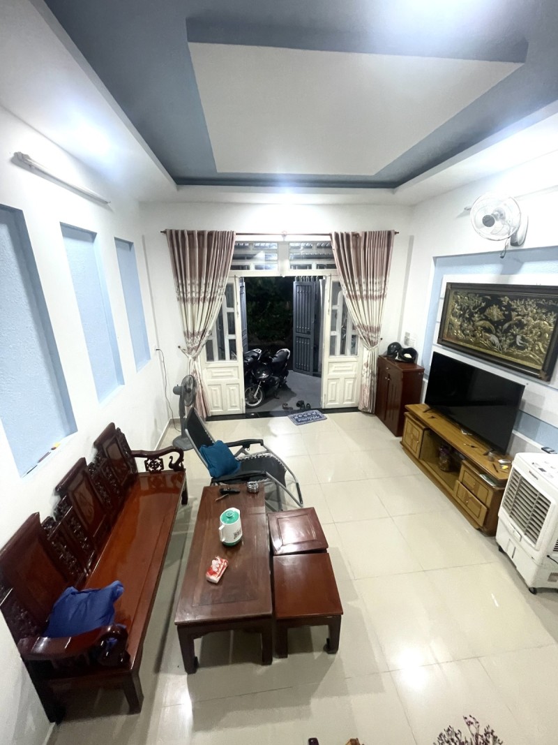 Bán nhà 3 tầng, 75m2 đường số 4, Hiệp Bình Phước, Thủ Đức, TP HCM, sổ hồng riêng, giá 7,19 tỷ.