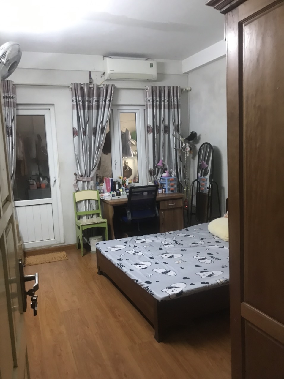 Cho thuê phòng ở đẹp an ninh tốt rộng 25 m2 bếp nấu ăn riêng tại nhà mặt phố Bùi Xương Trạch, Thanh Xuân