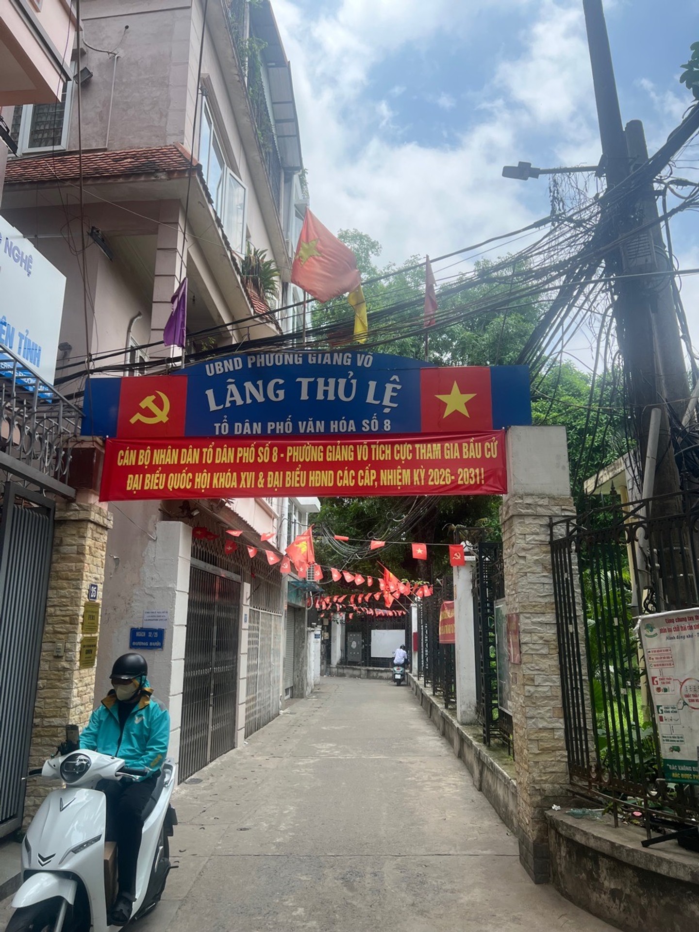 Nhà Đẹp Đào Tấn Bưởi 32m 4 Tầng - Giá Cực Hợp Lý - 5 ty 7 - Kinh Doanh
