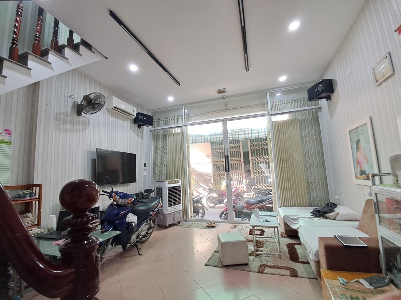 ♣ Kiệt Ô tô thẳng thông 60m ra MT Lê Duẩn, 33m2, 2 tầng Kinh Doanh, 3.x tỷ nhỏ