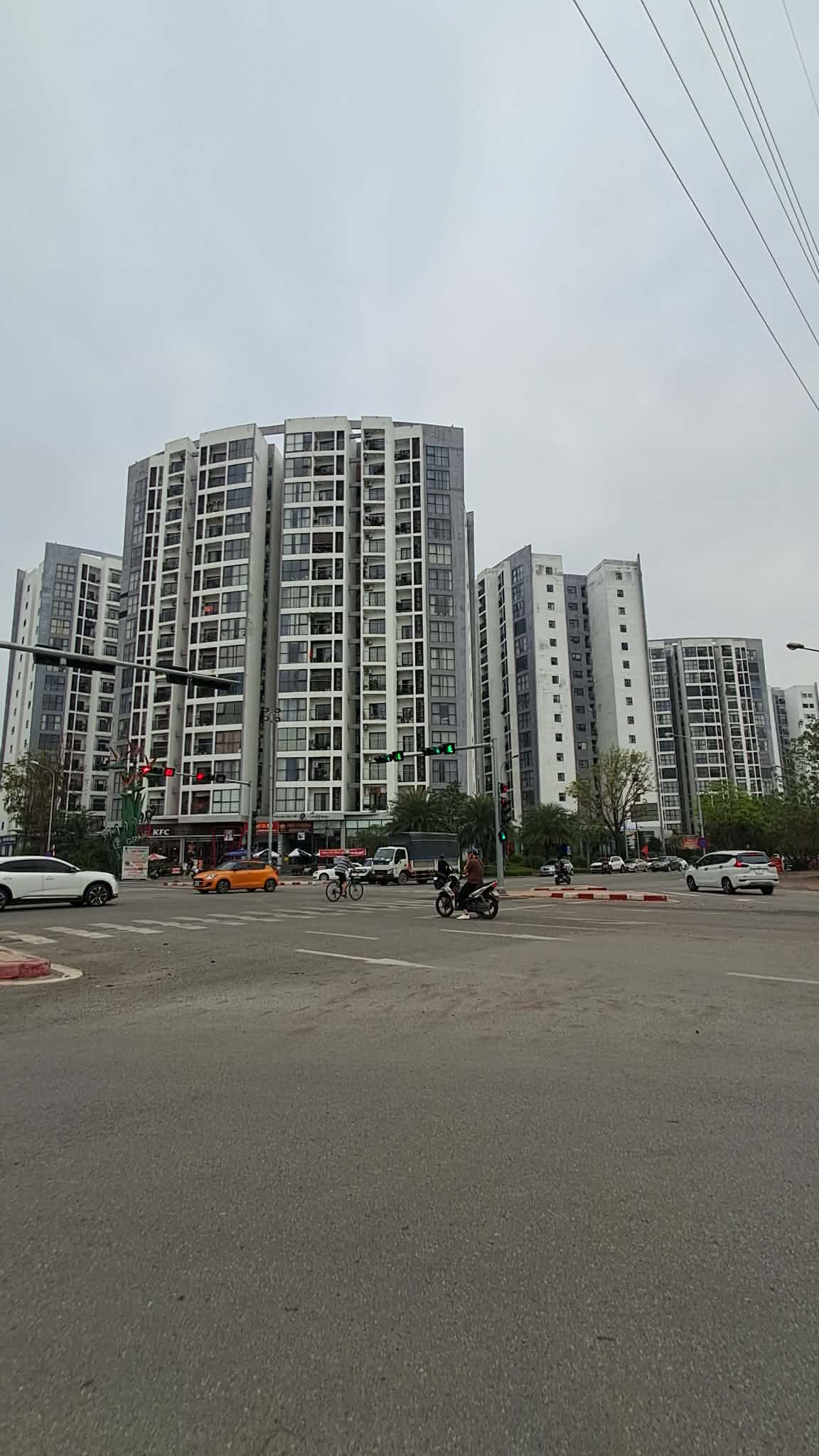 BÁN BIỆT THỰ SÀI ĐỒNG 110M2- 4 TẦNG THANG MÁY- MẶT CHUNG CƯ- 33.5 TỶ