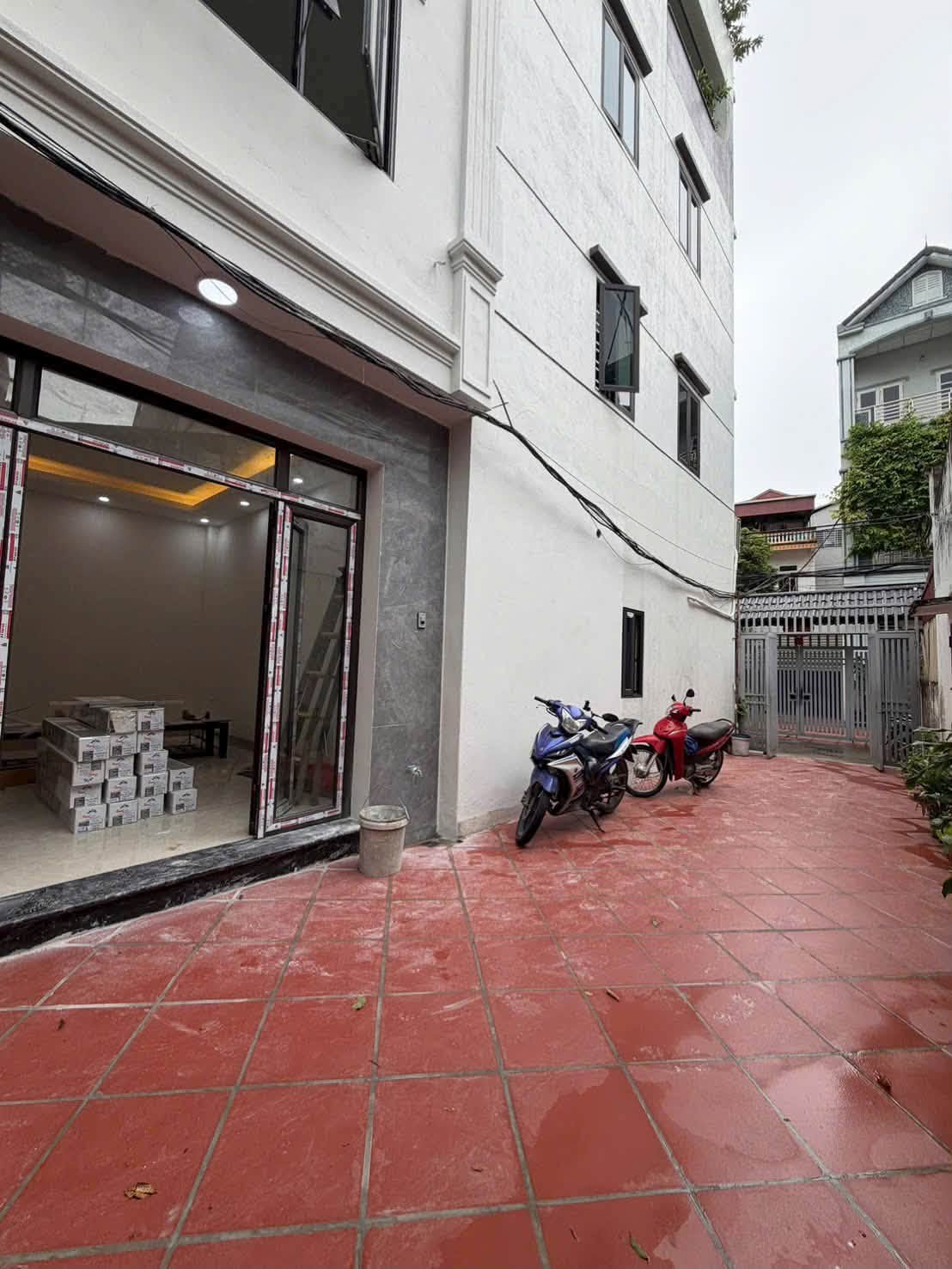 Cần Bán Căn Nhà 5T, 32m2, Chỉ 6,9 Tỷ Ngô Gia Tự, P.Việt Hưng, Long Biên (Thoáng Sáng)