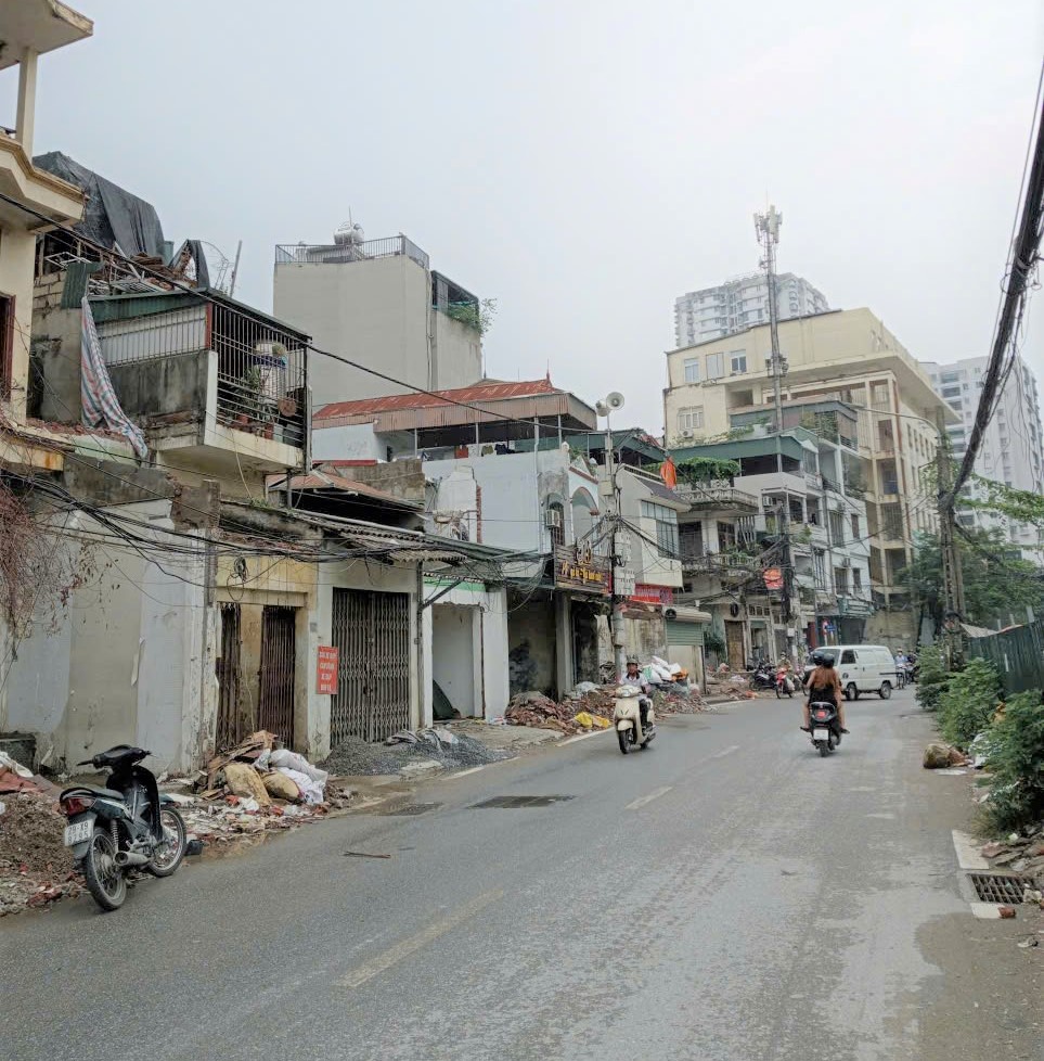 Bán nhà mặt phố Lĩnh Nam 54M,c4 ,20 tỷ+, lô góc,ko QH
