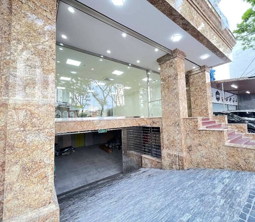 BÁN TÒA NHÀ MẶT PHỐ LĨNH NAM 229m² x8T– 75 TỶ + D.Tiền 3,8 TỶ/ 5% /NĂM
