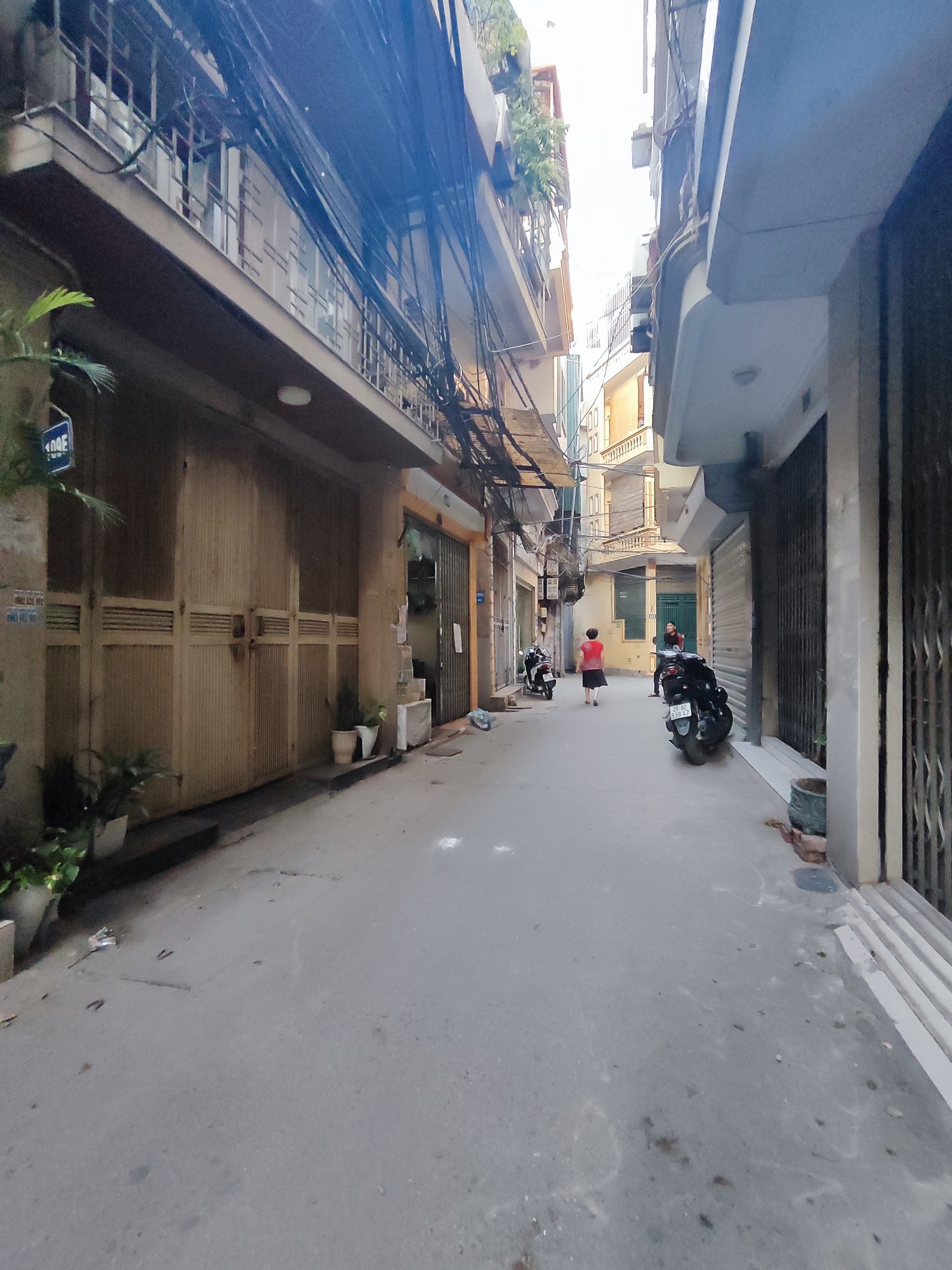 YÊN LÃNG - ĐỐNG ĐA NHÀ ĐẸP - MẶT TIỀN RỘNG - THANG MÁY - NGÕ THÔNG - Ô TÔ - DÒNG TIỀN - 75M² 27 TỶ