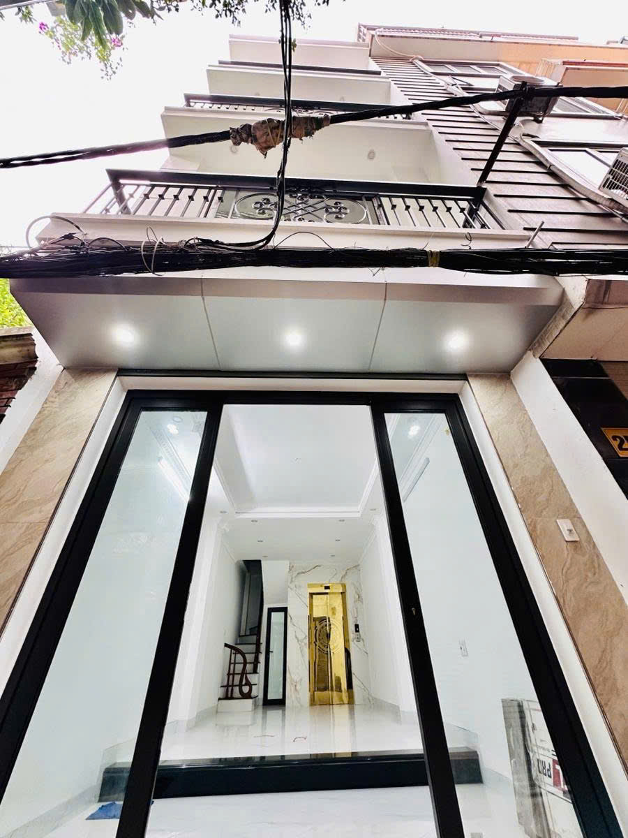 Bán nhà trương định 6 tầng thang máy long lanh ngõ thông 50m ra phố hoàng mai