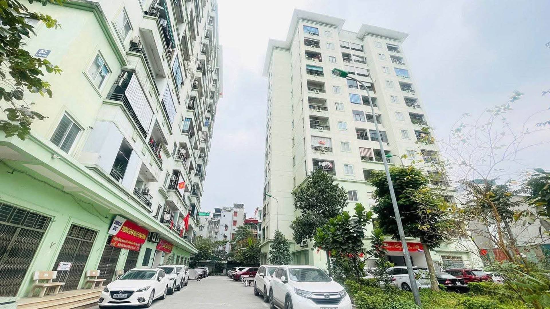 Bán nhà Cc A1, X2, 214 Nguyễn Xiển HN, DT 63m2, giá bán 4.85tỷ Mô tả: ☀️ Nhà căn góc n