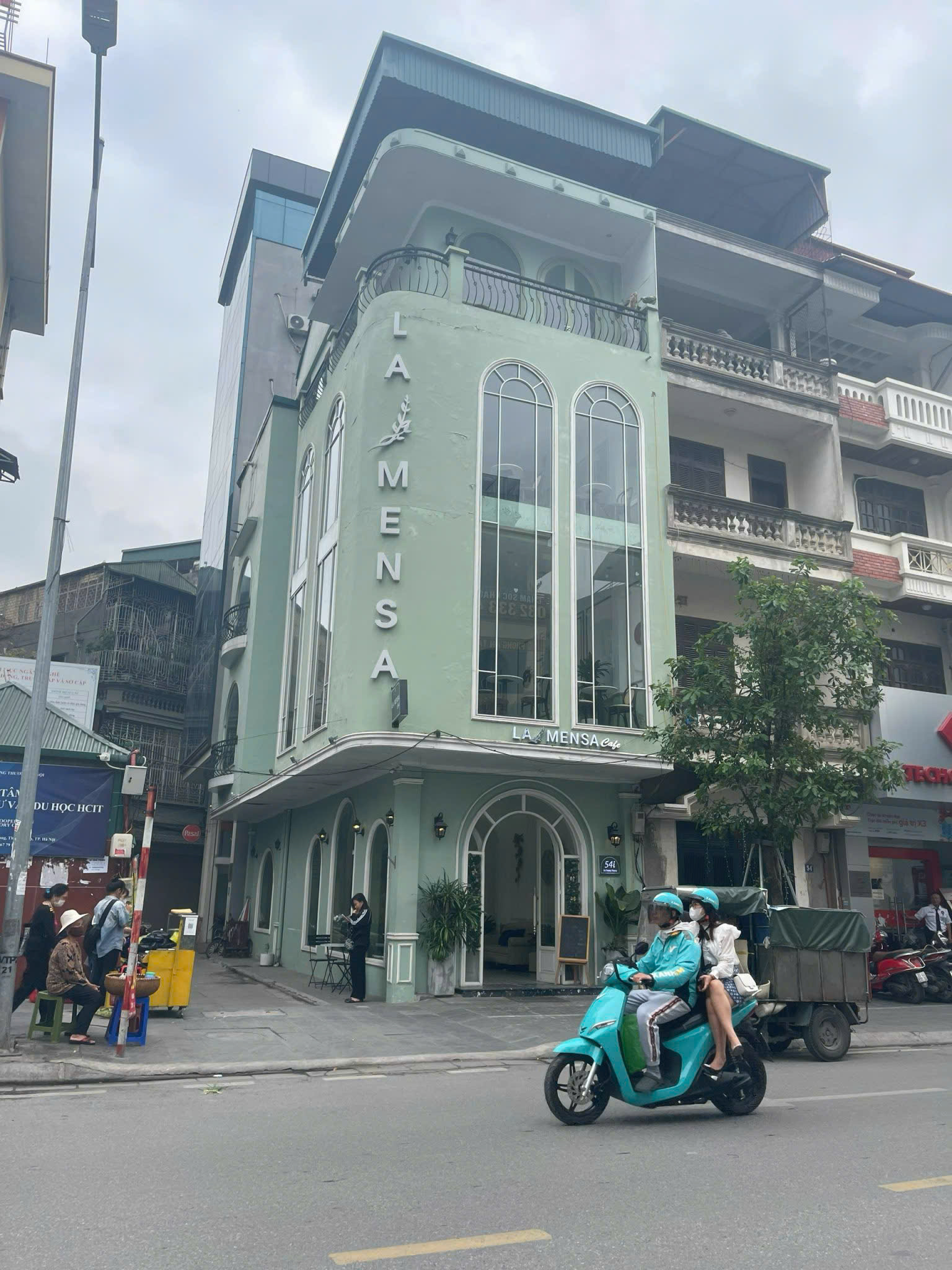 HOT! CHO THUÊ SIÊU PHẨM GÓC 2 MẶT TIỀN PHỐ CHÙA LÁNG – VỊ TRÍ VÀNG KINH DOANH