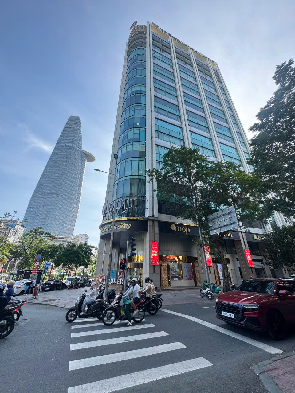 BÁN SIÊU PHẨM MẶT TIỀN HÀM NGHI, P.NGUYỄN THÁI BÌNH, QUẬN 1 - DT ĐẸP 8,2M * 18M - NƠI HỘI TỤ CÁC TOWER LỚN CỦA TRUNG
