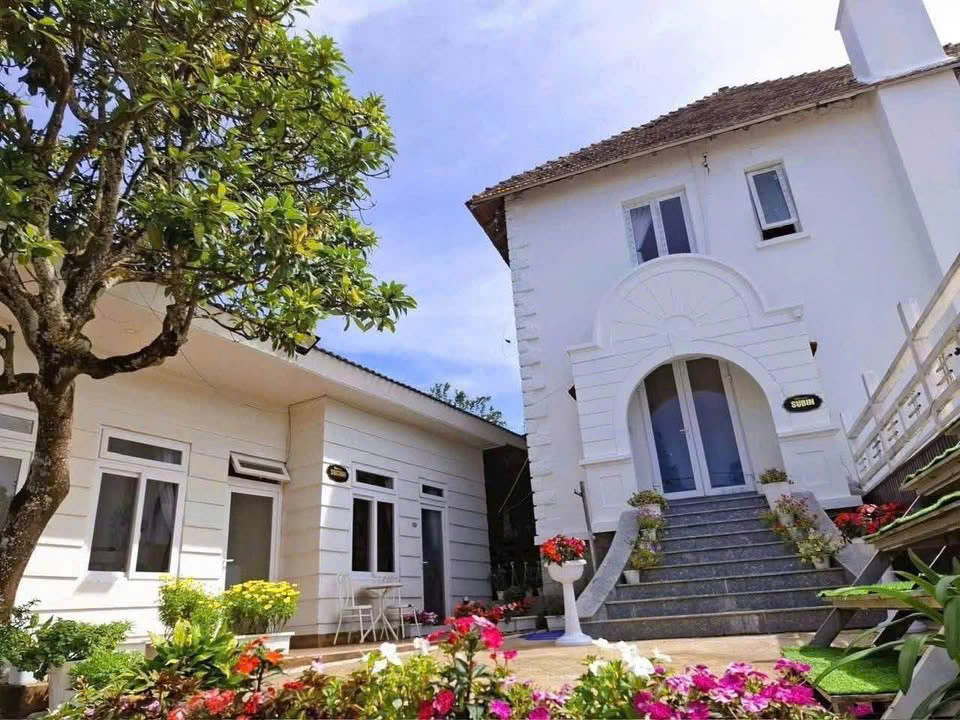 Cho thuê villa 10 phòng Mặt tiền đường Mê Linh Phường 9 Đà Lạt 30tr/th