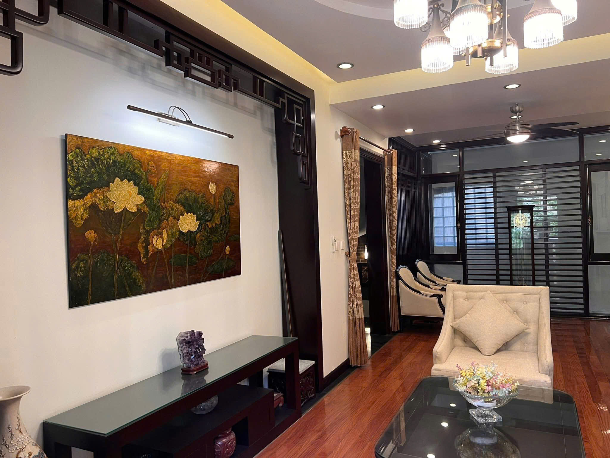 Bán nhà phố Đội Cấn Phan Kế Bính, sát phố, gần ô tô tránh, 139m, chỉ 24.5 tỷ