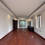  220m2 - 4