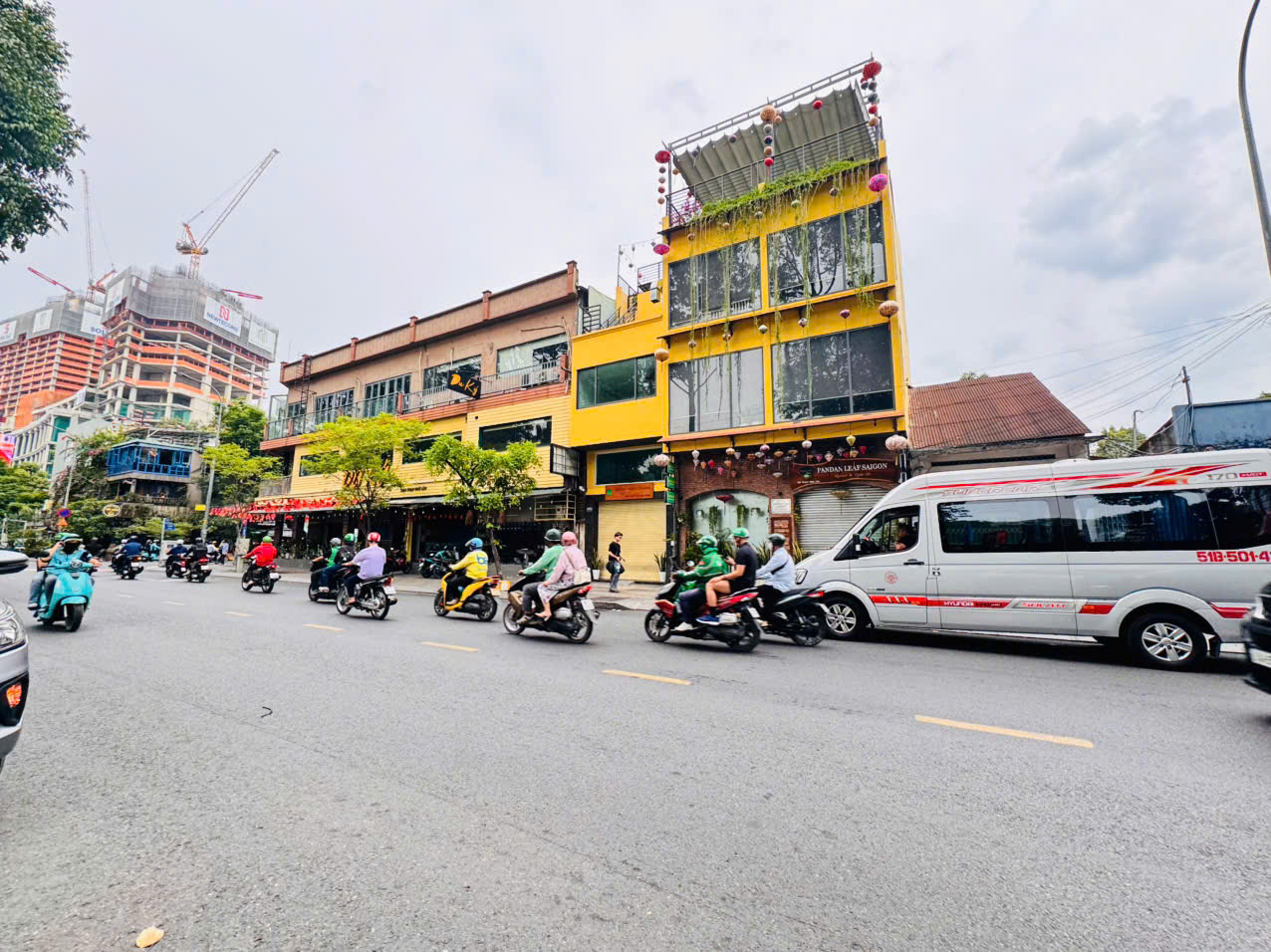 SIÊU PHẨM KHAN HIẾM BÁN NHÀ C4 MẶT TIỀN PHẠM NGŨ LÃO. Q.1(P.BẾN THÀNH)- DT 5,3M*13.3M- CHÍNH CHỦ 0938676685 CHÀO CHỈ