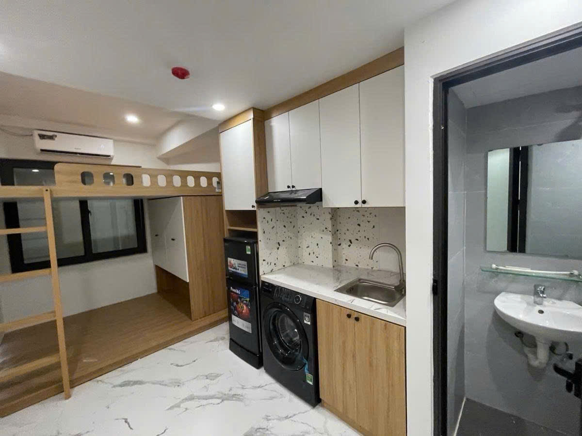 Bán nhà 25 phòng thang máy ngõ 27 Võ Chí Công Cầu Giấy 24 tỷ. DT 130m2 nhà 3 mặt thoáng vĩnh viễn.