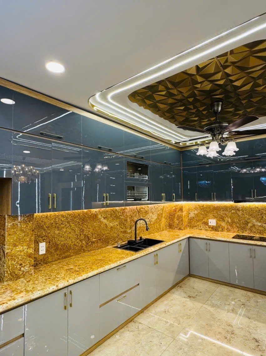 Bán nhà hẻm Ô tô Bành Văn Trân - QUẬN TÂN BÌNH - 6.5 x 11.5m (74 m2) - 11.5 tỷ