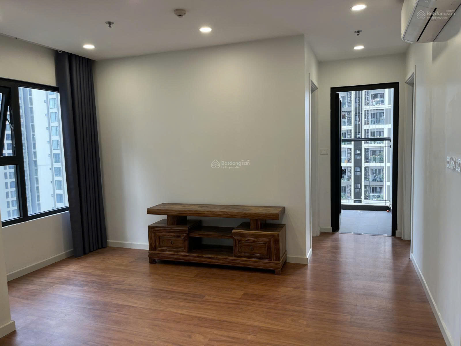 CHÍNH CHỦ CHO THUÊ CĂN HỘ 2PN IMPERIA SMART CITY – VIEW HỒ – FULL NỘI THẤT