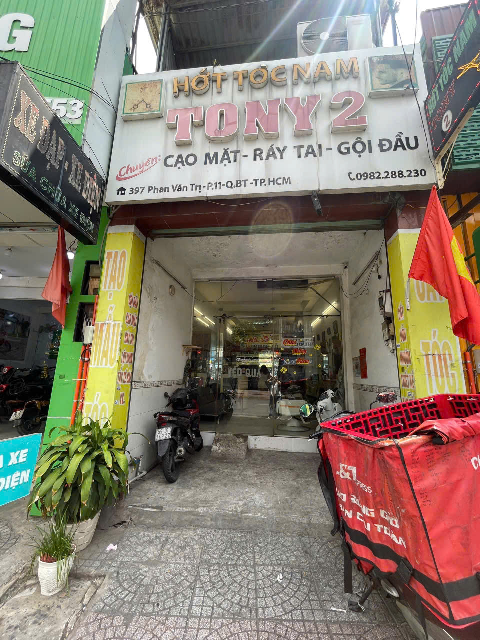 SANG NHƯỢNG TIỆM TÓC NAM – PHAN VĂN TRỊ, P.11, BÌNH THẠNH, TP.HCM Hỗ trợ toàn bộ giấy tờ, thủ tục để chủ mới tiếp quản