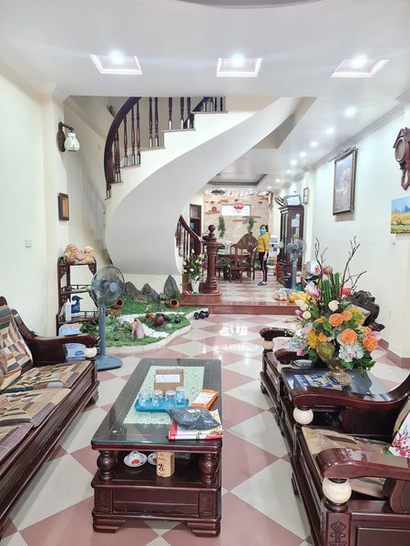 NHÀ ĐẸP - THÔNG SỐ ĐẸP - 2 THOÁNG