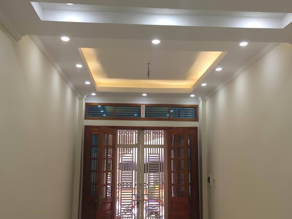 Nhà mới lô góc mặt phố Âu Cơ, thang máy, ô tô tránh, kinh doanh, 15.5 tỷ