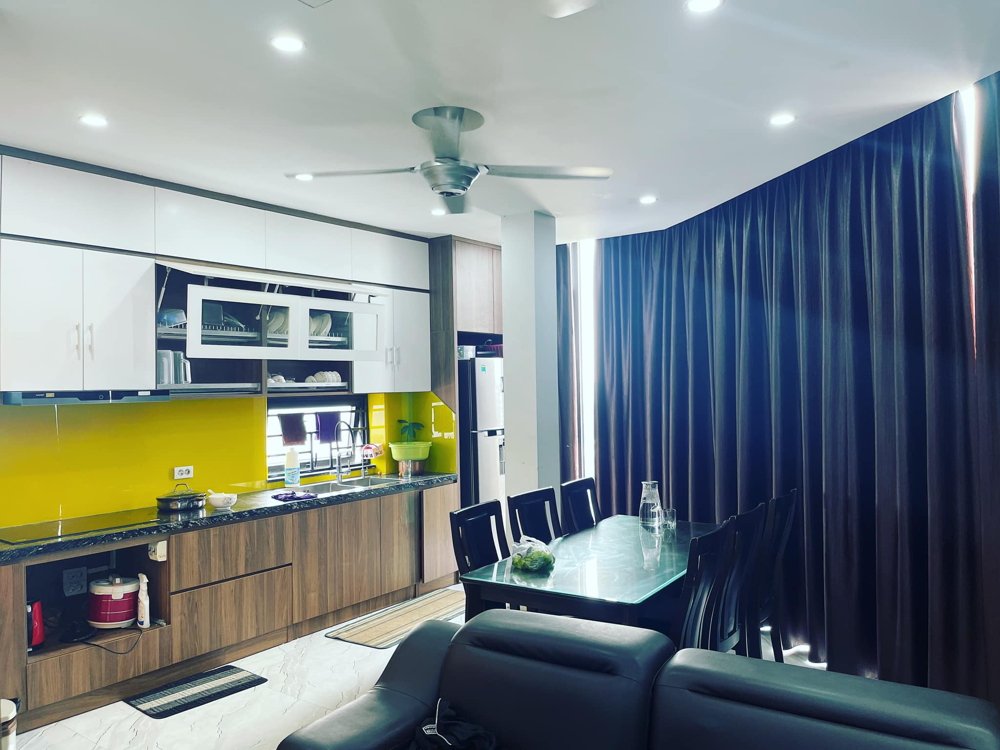 Bán nhà mặt phố Hàng Rươi, Kinh doanh đỉnh – Giá giật mình.