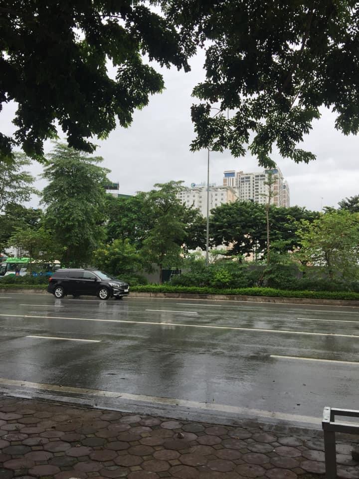 ĐẤT MẶT PHỐ VÕ CHÍ CÔNG - 131M2 VUÔNG ĐẸP - QH ỔN ĐỊNH.