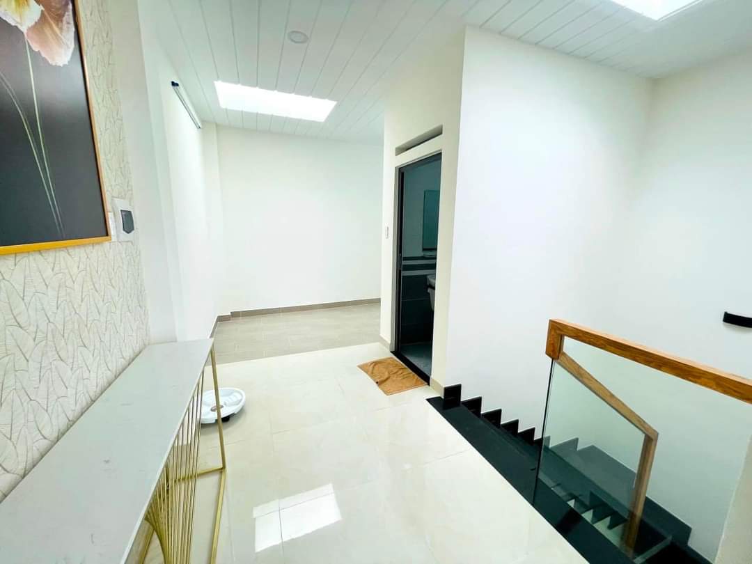 10.3 tỷ! Kinh Doanh! Mặt ngõ Ô tô tránh! Bán nhà Thái Hà 89m2, mt 4.3m