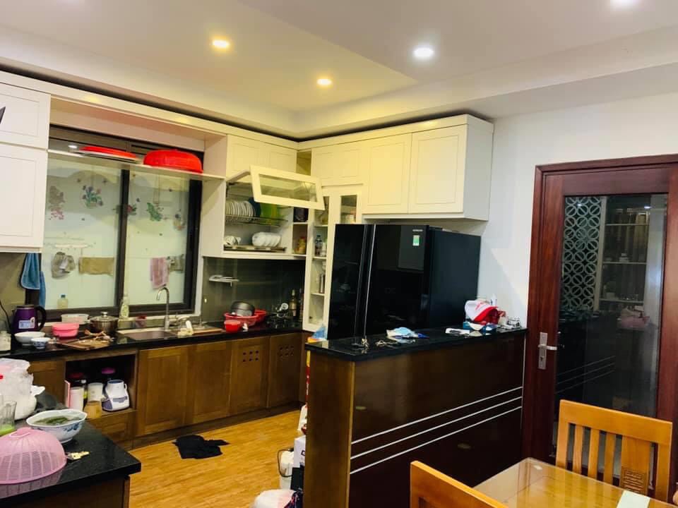 Bán gấp Nhà MẶT PHỐ THÁI HÀ, 183M2, MT 6.5M, 6 Tầng, Kinh Doanh Siêu Đỉnh, Giá 59 TỶ