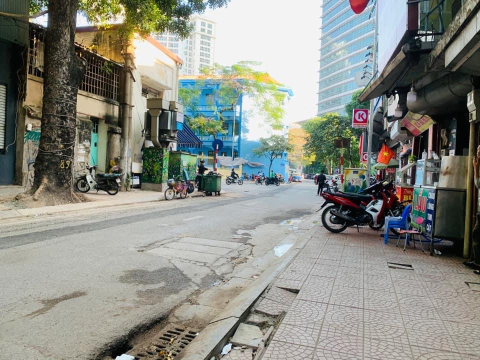 BÁN NHÀ MẶT PHỐ PHÓ ĐỨC CHÍNH - MẶT PHỐ VÍP - LÔ GÓC - VỈA HÈ 2 BÊN – KINH DOANH SIÊU SẦM UẤT.