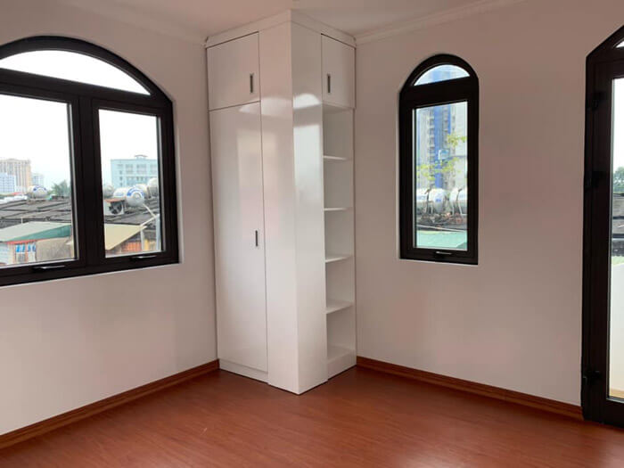 Bán nhà Hoàng Quốc Việt, Cầu Giấy, 160m, mặt tiền 10m, giá 85 tỷ cho thuê 250 triệu.