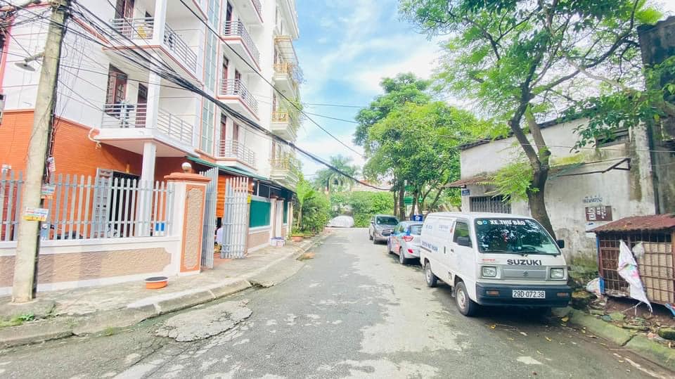 Bán nhà Cầu Noi, 114m2 x 5T, mt 10m, 10.9 tỷ