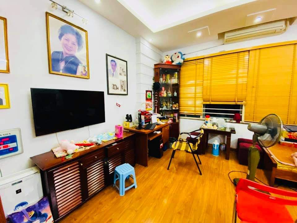 Chính chủ bán nhà số 10 ngõ 123A/24 Thụy Khuê, 72.9m2, nở hậu, 85tr/m2