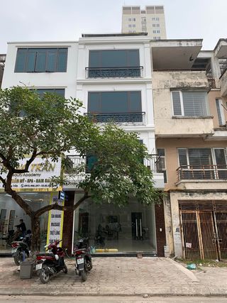 Bán nhà MT đường Đinh Công Tráng, P Tân Định, Quận 1, DT: 3.7x17m, KC: 4 Tầng, Giá 22 TỶ