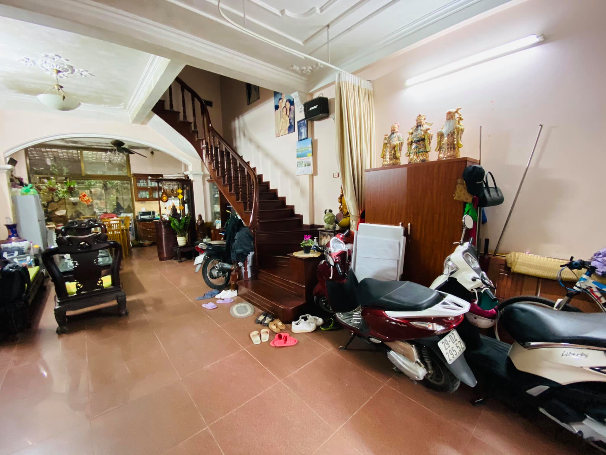 Bán lô *** KĐT Định Công, 68m2 x 4T, MT 4.7m - 12.8 tỷ