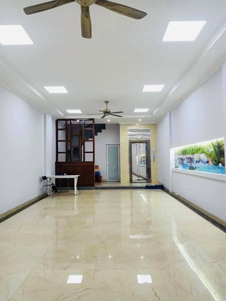  65m2