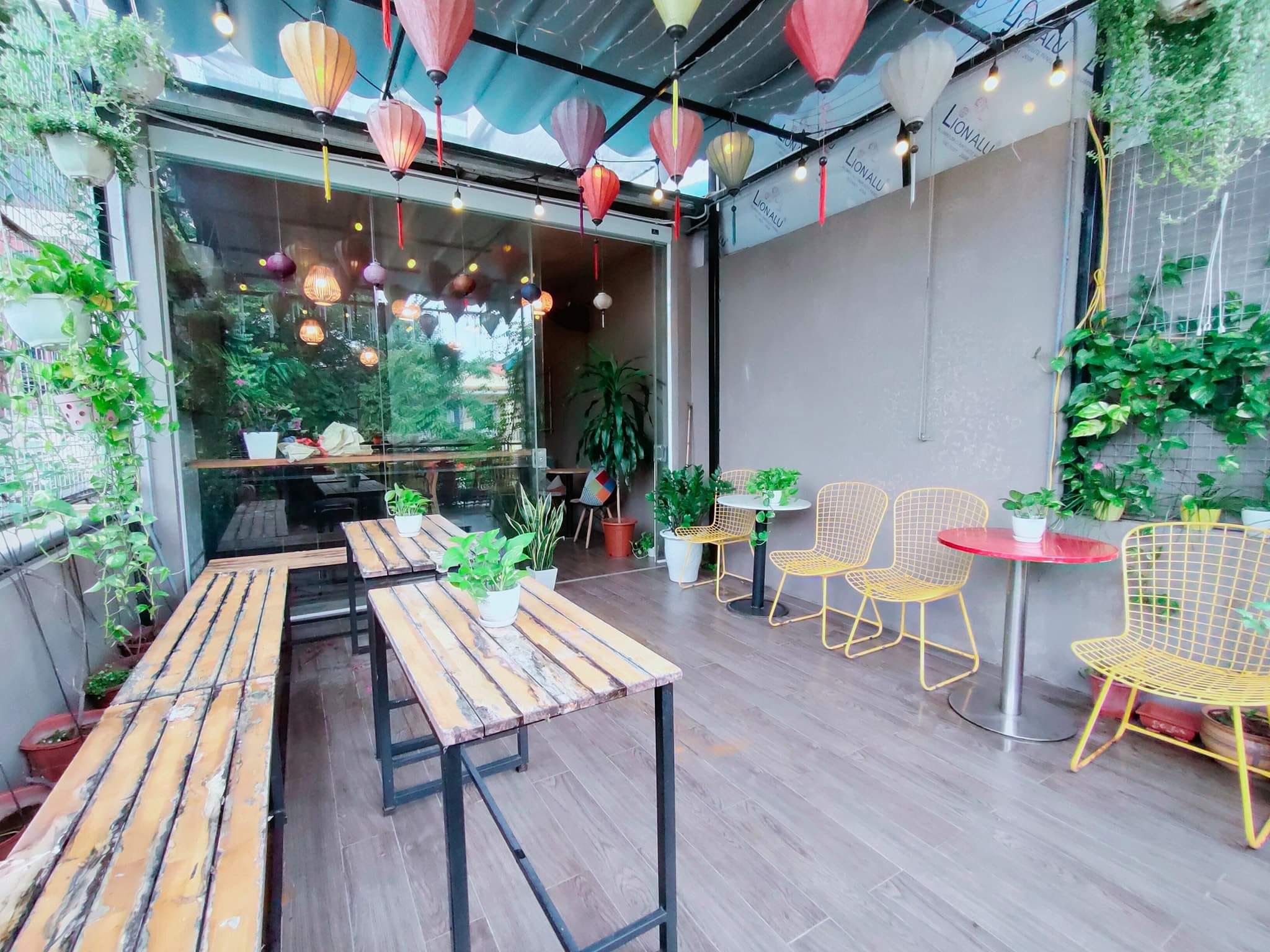 CỰC PHẨM MẶT PHỐ Sơn Tây 61M2 NHÀ 6 TẦNG CHỈ 22 Tỷ Ba Đình