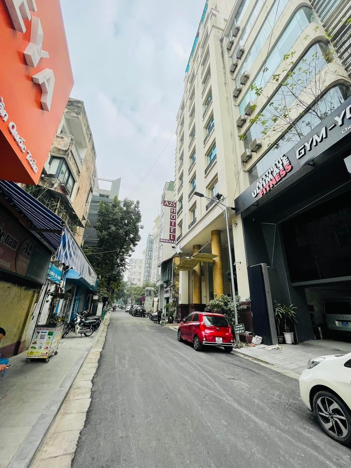 Bán nhà MP Trần Quốc Toản, 89m2 x 5 tầng, mt 5.3m, 44 tỷ