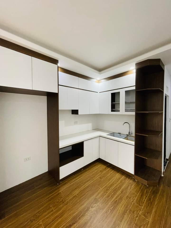 Chính chủ bán nhà Vương Thừa Vũ Thanh xuân 6 tầng thang máy