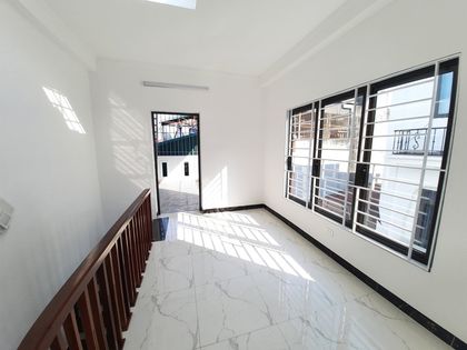 Cần bán MT Phạm Viết Chánh Q1 góc Cống Quỳnh- NgThị Minh Khai,DT4.1x11m,4 tầng giá 16.2tỷ