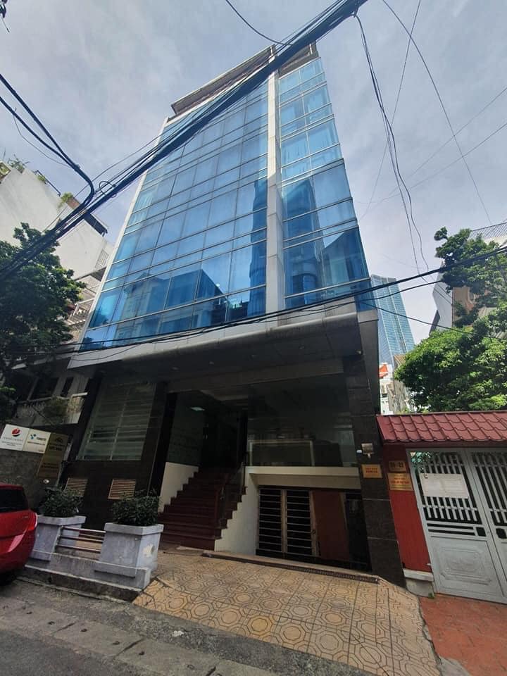 Bán tòa nhà văn phòng phố Đào Tấn 94m2 giá 45 tỷ