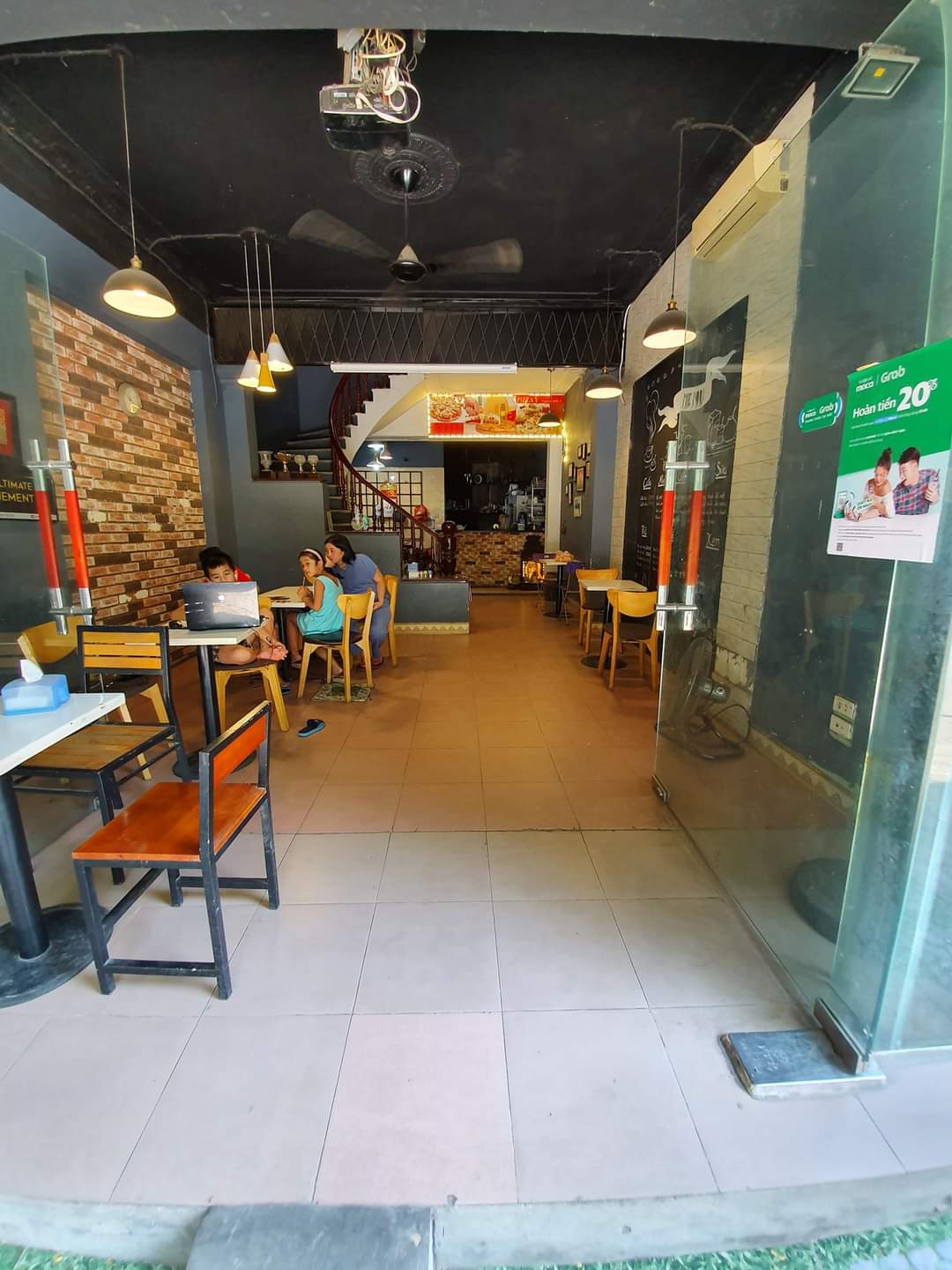 VIEW MẶT HỒ CỰC ĐEP-Ở NGAY- CHÙA LÁNG- ĐỐNG ĐA- DT 70m2-4T-MT4,6m-Giá 17,5 tỷ.