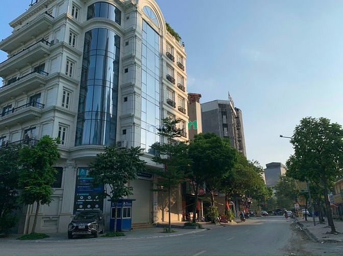 Bán nhà mặt phố Dương Khuê, kinh doanh, 65m2 x 5 tầng, giá 13 tỷ